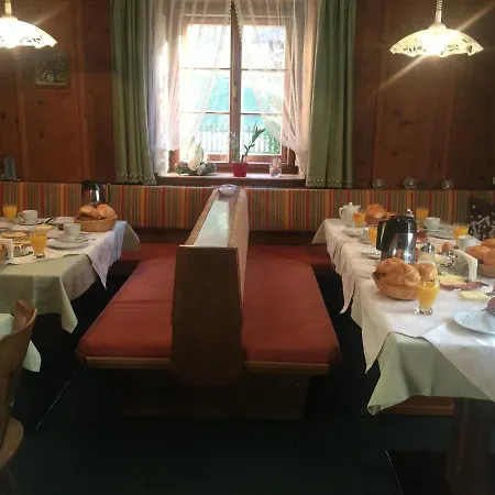 Gaestehaus Schoepf Elsa Langenfeld
