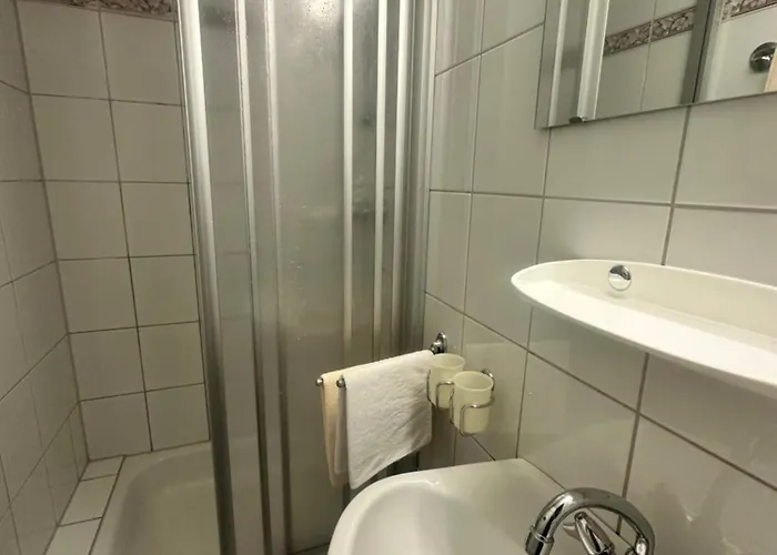 Gaestehaus Schoepf Elsa Отель типа 