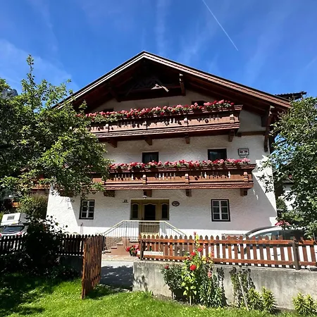 Gaestehaus Schoepf Elsa Oda ve Kahvaltı 3*